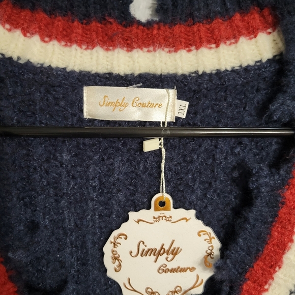 Boutique Plus Sized Distressed Sweater by Simply Couture size 2x - Picture 2 of 2